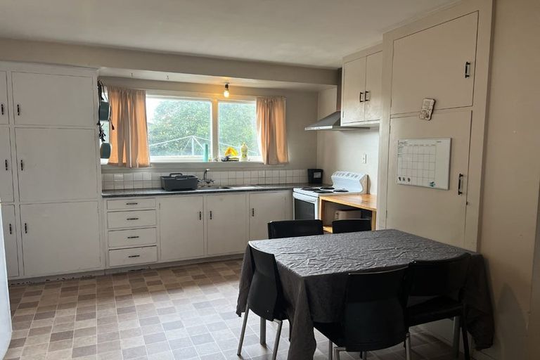 Photo of property in 1/242a Sawyers Arms Road, Bishopdale, Christchurch, 8053