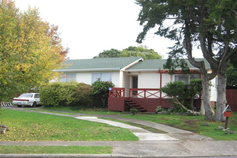 Photo of property in 10 Kereru Place, Half Moon Bay, Auckland, 2012