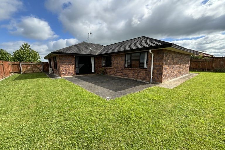 Photo of property in 64 Branigan Parade, Kelvin Grove, Palmerston North, 4414