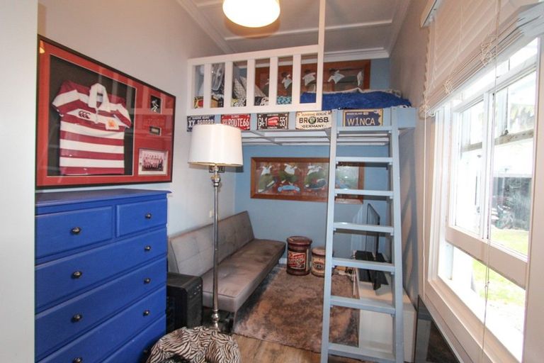 Photo of property in 33 Tararua Street, Pahiatua, 4910