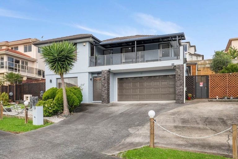 Photo of property in 19 The Enclave, Totara Heights, Auckland, 2105
