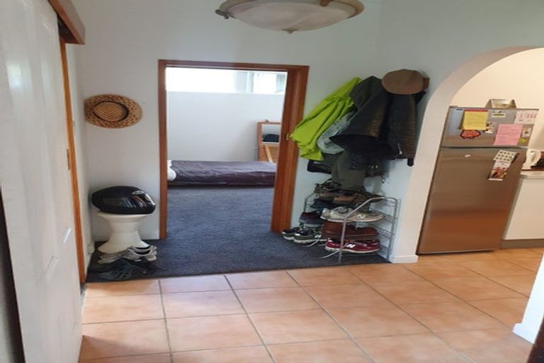 Photo of property in 36 Silverstream Road, Crofton Downs, Wellington, 6035