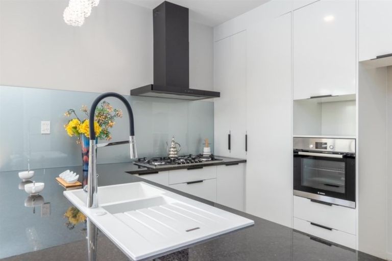 Photo of property in 18 Kano Way, Hobsonville, Auckland, 0616