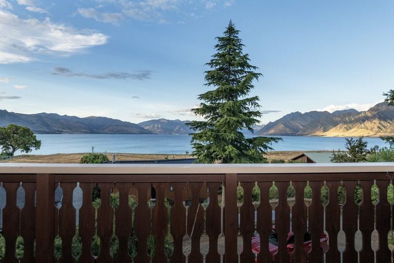 Photo of property in 303 Lakeview Terrace, Lake Hawea, Wanaka, 9382