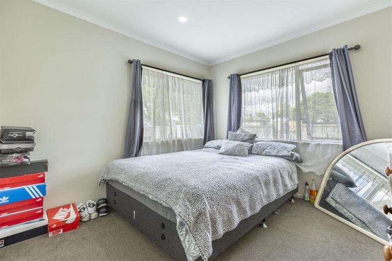 Photo of property in 1 Frank Hewitt Street, Pukekohe, 2120