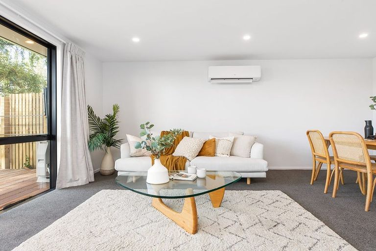 Photo of property in 7a Malaga Crescent, Harewood, Christchurch, 8051