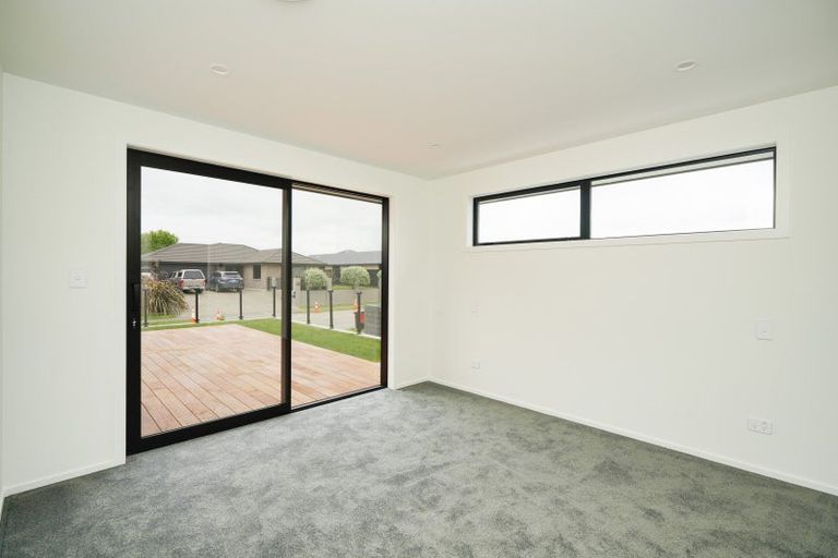 Photo of property in 97 Hoffman Court, Waikiwi, Invercargill, 9810