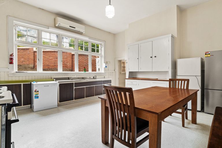 Photo of property in 685 George Street, North Dunedin, Dunedin, 9016