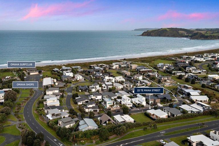 Photo of property in 22 Te Mana Street, Omaha, 0986