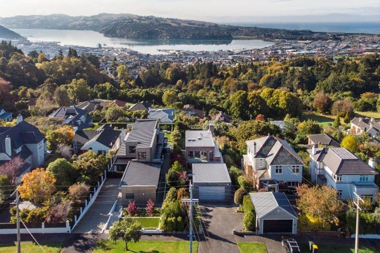 Photo of property in 28 Granville Terrace, Belleknowes, Dunedin, 9011