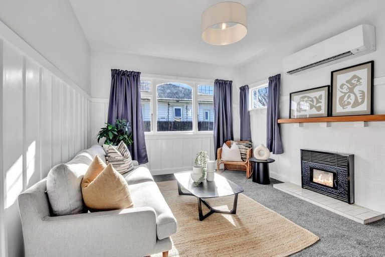 Photo of property in 84 Rattray Street, Riccarton, Christchurch, 8041