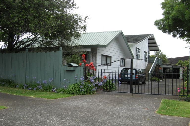 Photo of property in 95 Muir Avenue, Mangere Bridge, Auckland, 2022