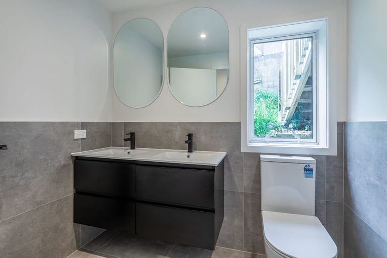 Photo of property in 31 Lanigan Street, Birkdale, Auckland, 0626