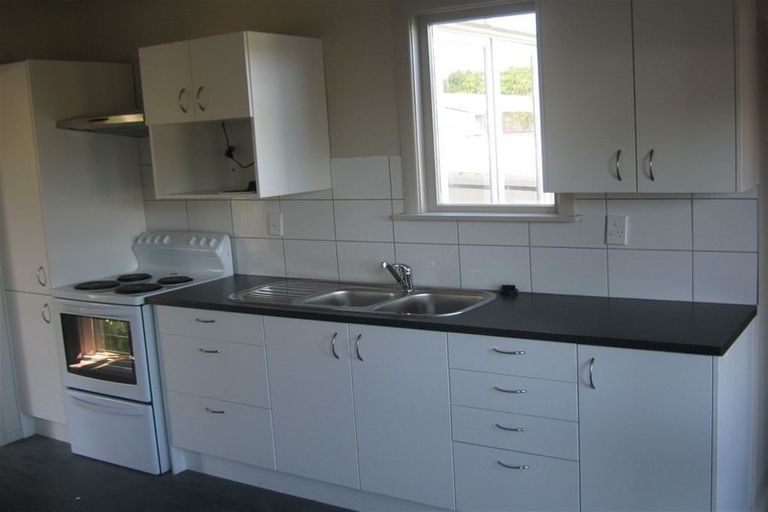 Photo of property in 87 Oxford Terrace, Epuni, Lower Hutt, 5011