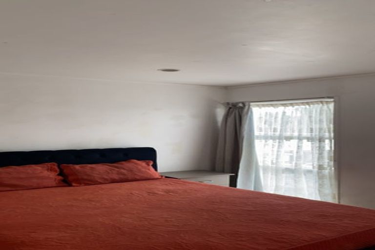 Photo of property in 61 Juniper Road, Sunnynook, Auckland, 0620