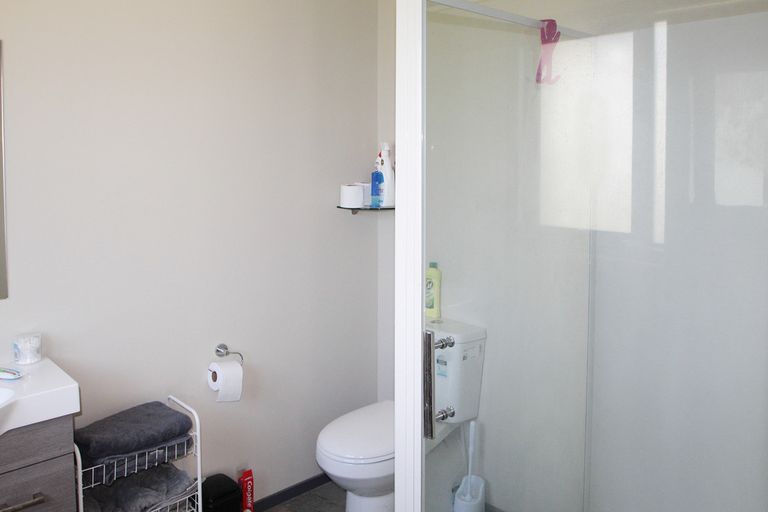 Photo of property in 22 Kinnaird Street, Herbert, Oamaru, 9495