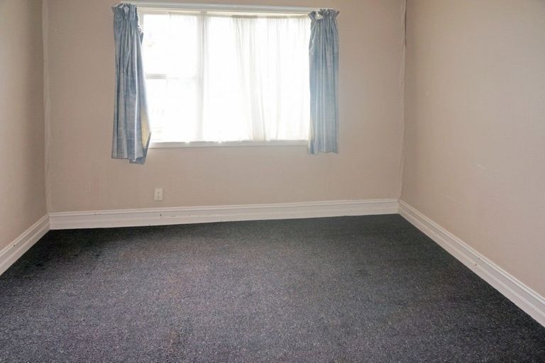 Photo of property in 233 Princes Street, Strathern, Invercargill, 9812