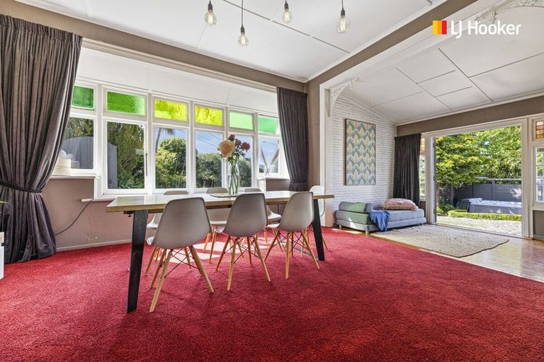 Photo of property in 19 Middleton Road, Kew, Dunedin, 9012