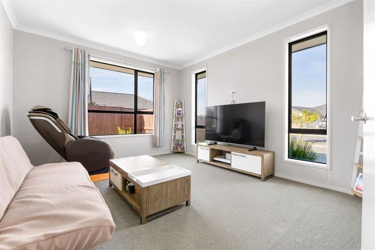 Photo of property in 16 Chalgrove Road, Huntington, Hamilton, 3210