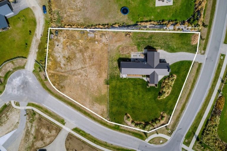 Photo of property in 18 Mount Linton Avenue, Wanaka, 9305