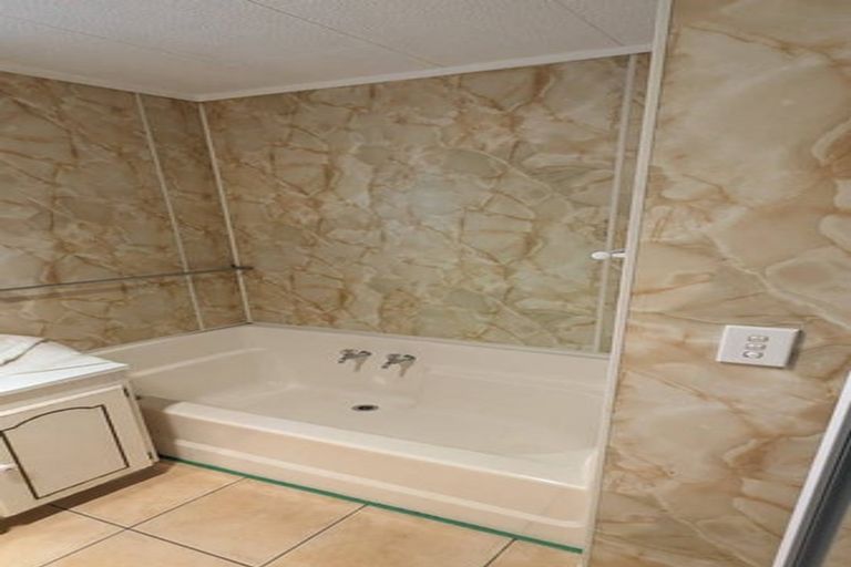 Photo of property in 28 Elizabeth Street, Rolleston, 7614