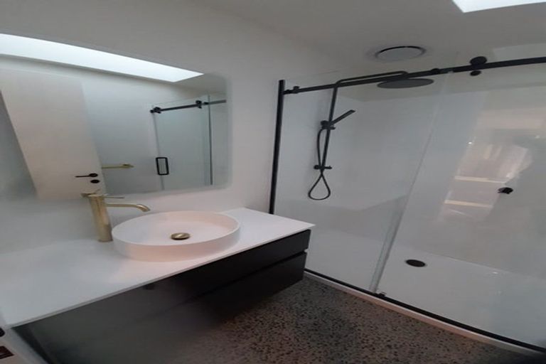 Photo of property in 1 Larches Lane, Kinloch, 3377