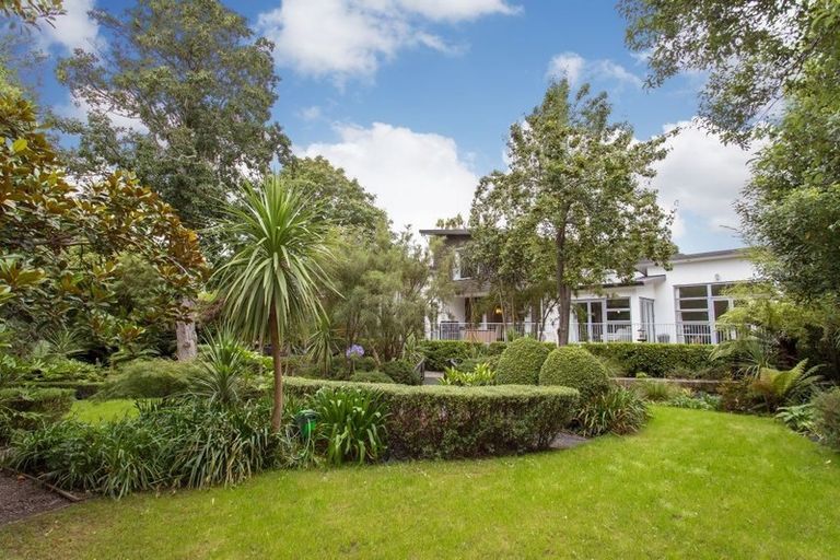 Photo of property in 130b Condell Avenue, Papanui, Christchurch, 8053