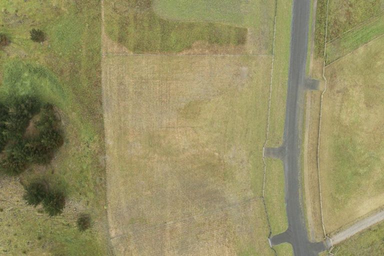 Photo of property in 27 Truebridge Drive, Waitarere, Levin, 5510