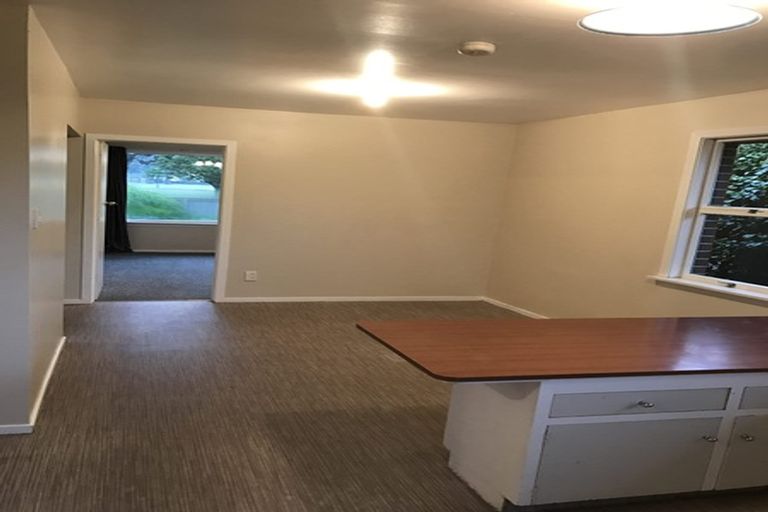 Photo of property in 51 Maidstone Road, Ilam, Christchurch, 8041