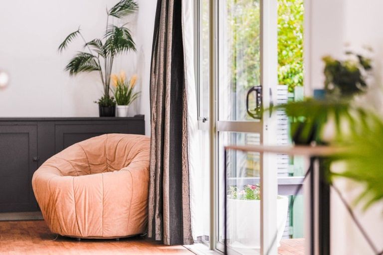 Photo of property in 5 Kotare Street, Waikanae, 5036