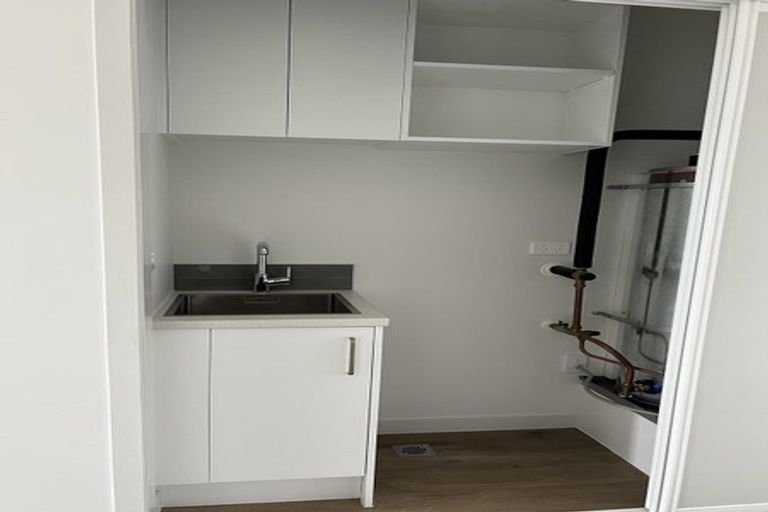 Photo of property in 12/1 Genevieve Lane, Hobsonville, Auckland, 0616