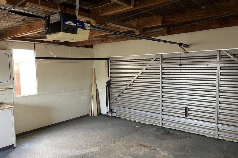 Photo of property in 3 Stuart Street, Levin, 5510