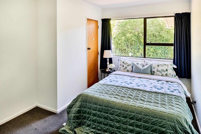 Photo of property in 38 Exploration Way, Whitby, Porirua, 5024