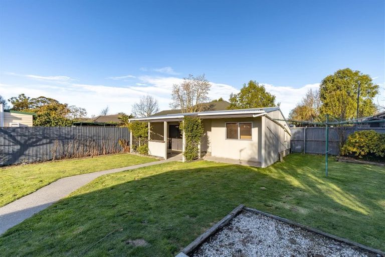 Photo of property in 58 Birchfield Avenue, Dallington, Christchurch, 8061