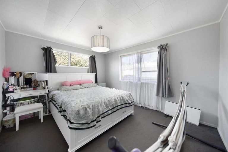 Photo of property in 16 Palermo Place, Clover Park, Auckland, 2023