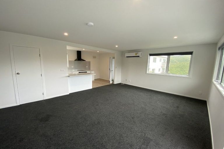 Photo of property in 10a Clinton Way, Kingston, Wellington, 6021
