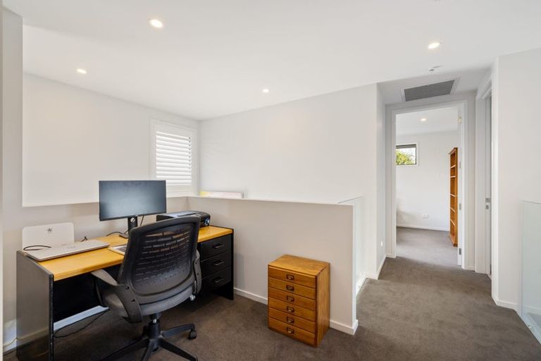 Photo of property in 64a Straven Road, Fendalton, Christchurch, 8014