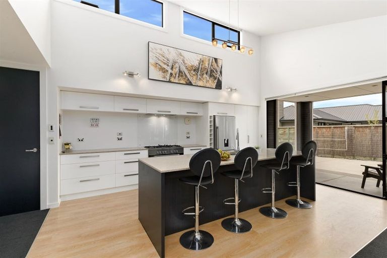 Photo of property in 5 Poppy Lane, Albert Town, Wanaka, 9305