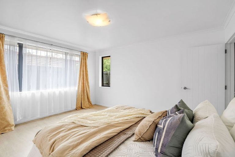 Photo of property in 107 High Street, Oxford, 7430