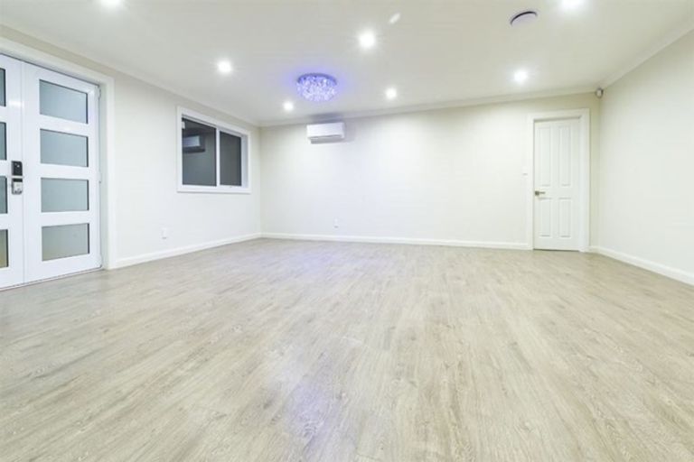 Photo of property in 16 Quattro Avenue, Flat Bush, Auckland, 2019