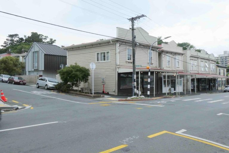 Photo of property in 2b Devon Street, Aro Valley, Wellington, 6021