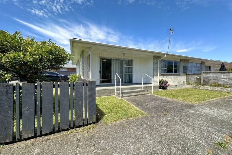 Photo of property in 1/53 Ebdentown Street, Ebdentown, Upper Hutt, 5018