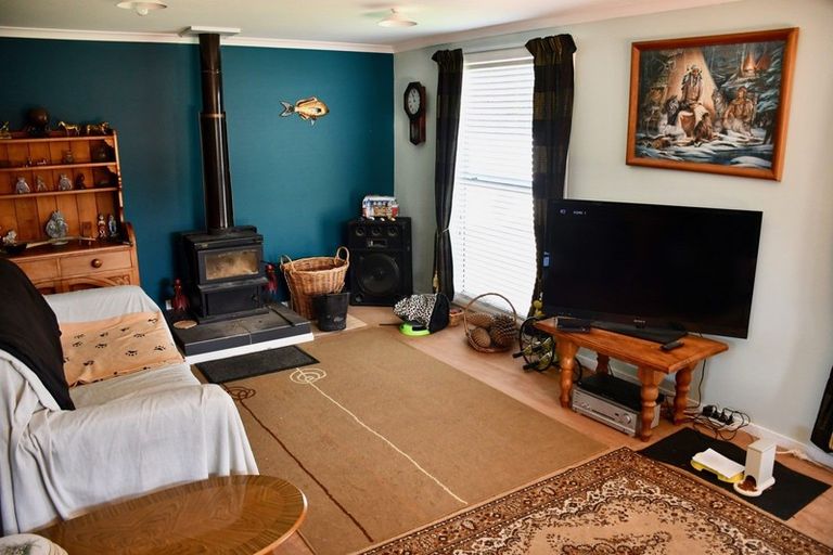 Photo of property in 10 Hunter Street, Karamea, 7893