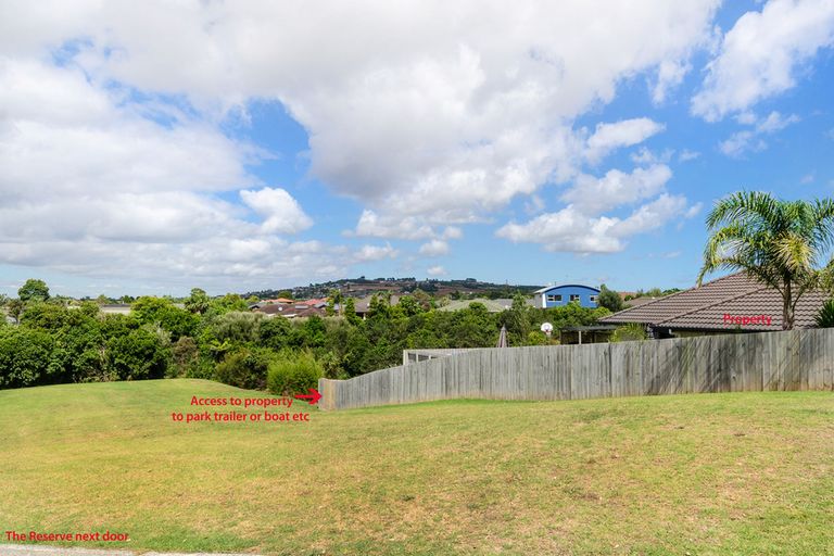 Photo of property in 13 Woodcroft Way, Pukekohe, 2120