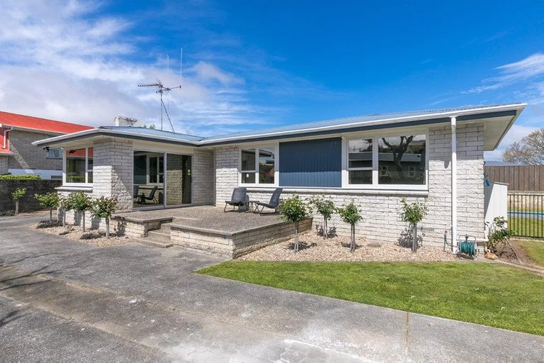 Photo of property in 11 Robyn Place, Dinsdale, Hamilton, 3204