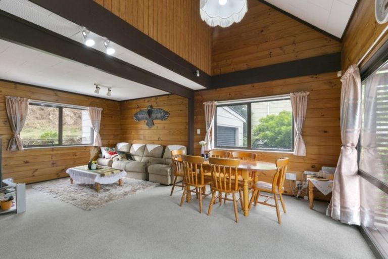 Photo of property in 49 Nalanda Crescent, Broadmeadows, Wellington, 6035