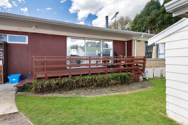 Photo of property in 15 Ellicott Road, Nawton, Hamilton, 3200