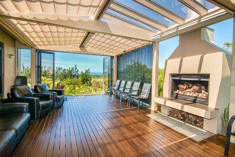 Photo of property in 170 Alma Road, Westport, 7892