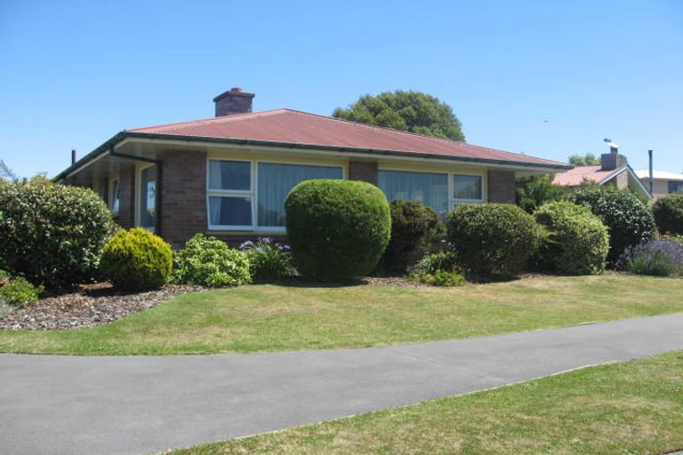 Photo of property in 19 Aileen Place, Upper Riccarton, Christchurch, 8041