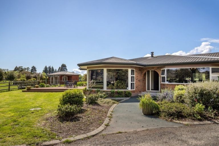 Photo of property in 400 Waimea Road West, Brightwater, 7091